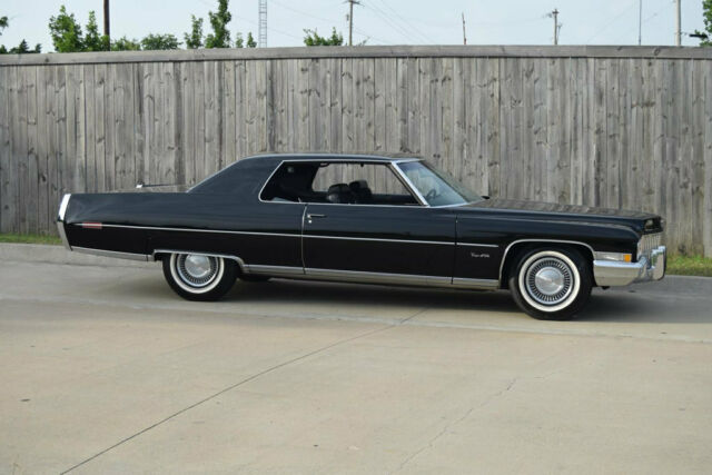 Cadillac DeVille 1971 image number 3