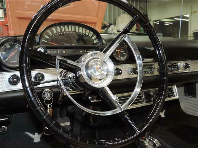 Ford Thunderbird 1956 image number 24