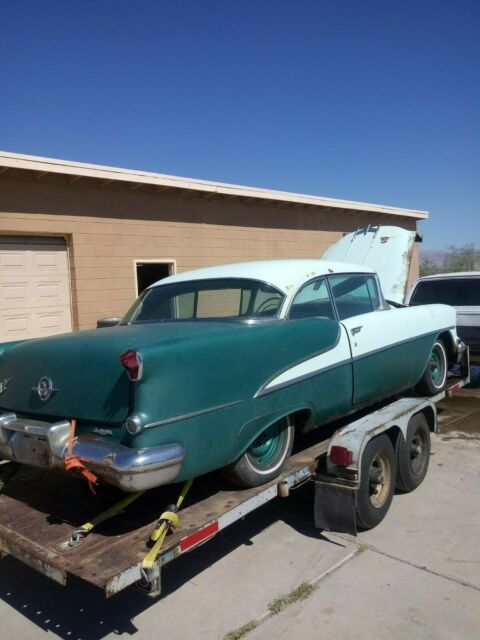 Oldsmobile Eighty-Eight 1955 image number 20