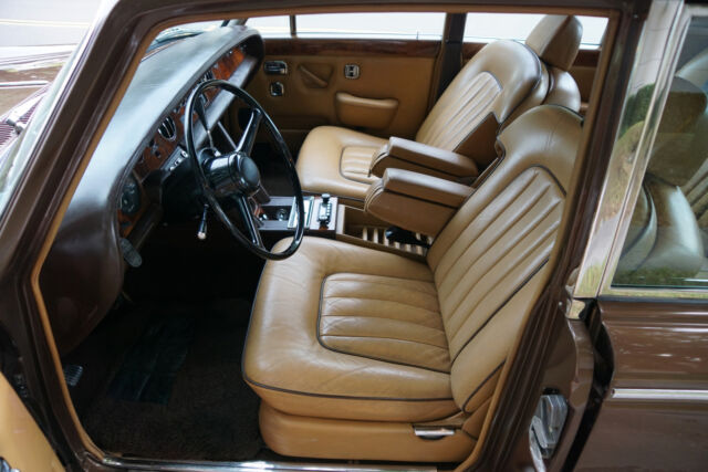 Rolls-Royce Silver Shadow with 36K original miles 1976 image number 23