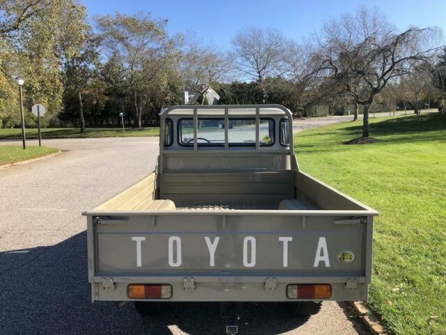 Toyota FJ Cruiser 1977 image number 28