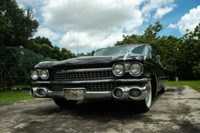 Cadillac Series 62 1959 image number 16