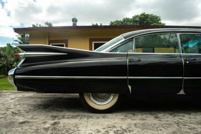 Cadillac Series 62 1959 image number 27