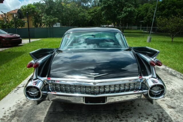 Cadillac Series 62 1959 image number 31