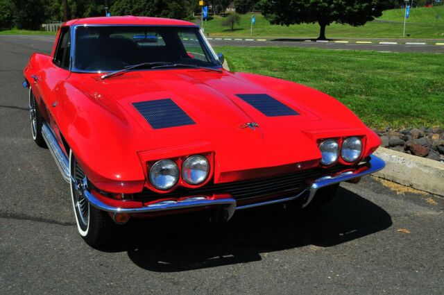 Chevrolet Corvette 1963 image number 2