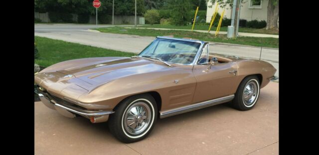 Chevrolet Corvette 1964 image number 17