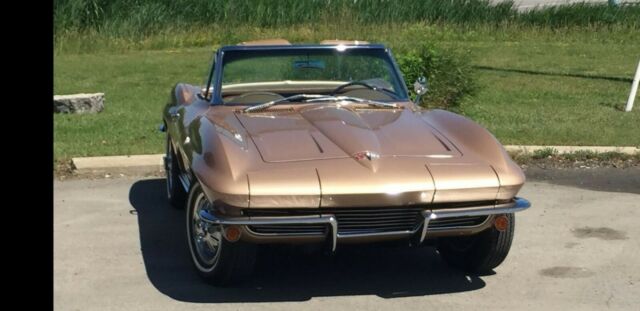 Chevrolet Corvette 1964 image number 18