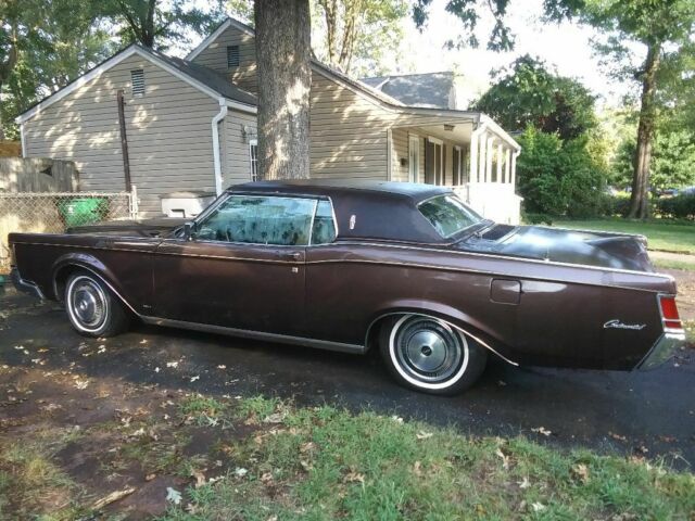 Lincoln Continental 1971 image number 4