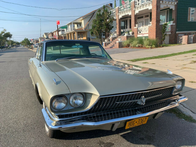 Ford Thunderbird 1966 image number 13