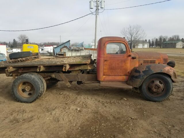 Dodge Truck 1945 image number 15