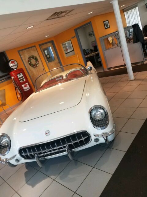 Chevrolet Corvette 1954 image number 1