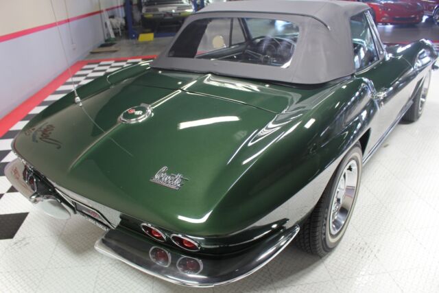 Chevrolet Corvette 1967 image number 15