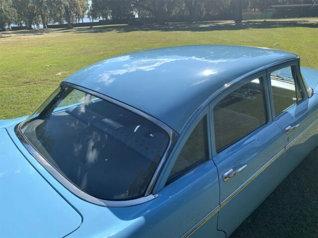 Plymouth Savoy 1958 image number 9