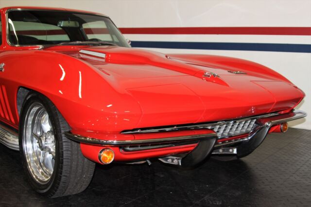 Chevrolet Corvette 1966 image number 31