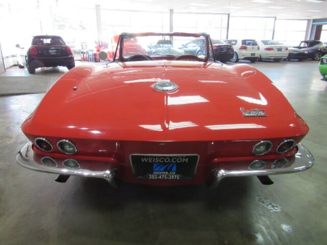 Chevrolet Corvette 1966 image number 14