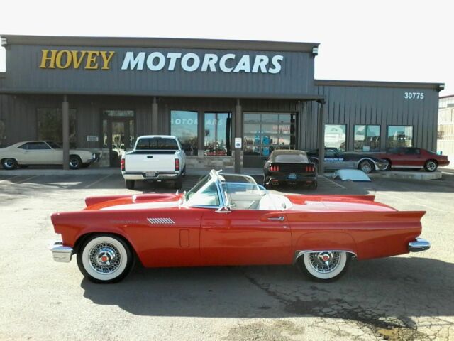 Ford Thunderbird 1957 image number 12