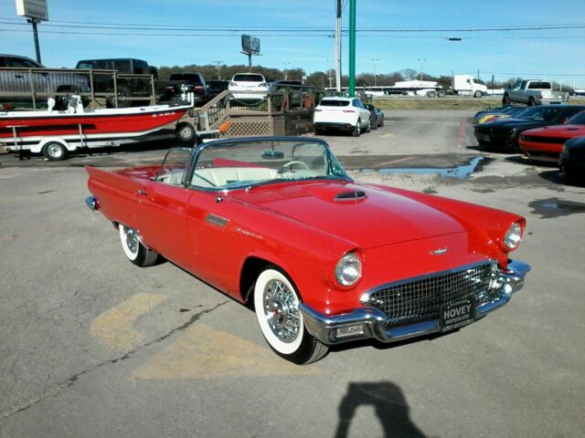 Ford Thunderbird 1957 image number 14