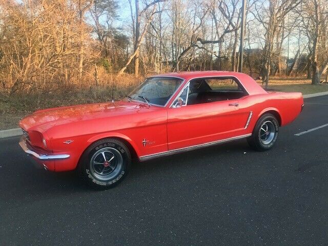 Ford Mustang 1965 image number 0