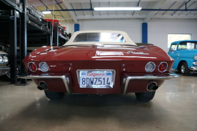 Chevrolet Corvette 1965 image number 12