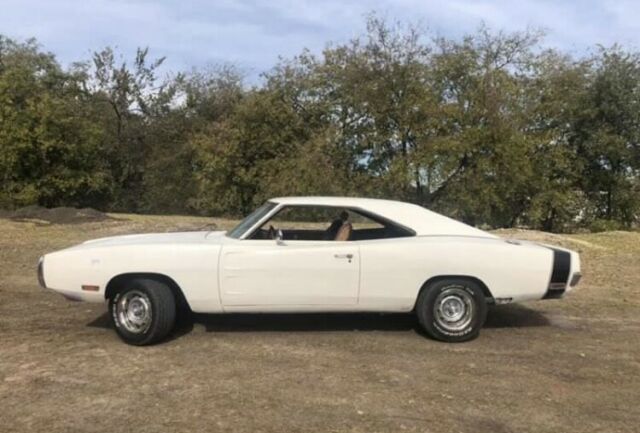 Dodge Charger 1970 image number 0