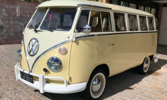 Volkswagen Bus/Vanagon 1975 image number 19