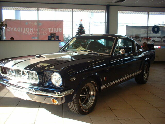 Ford Mustang 1965 image number 0