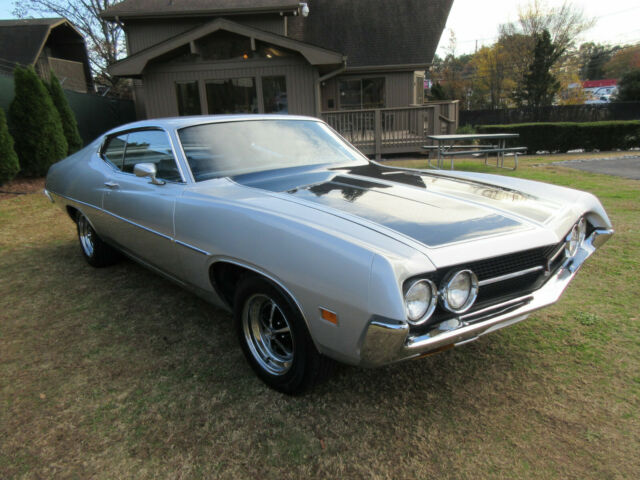 Ford Torino 1971 image number 28