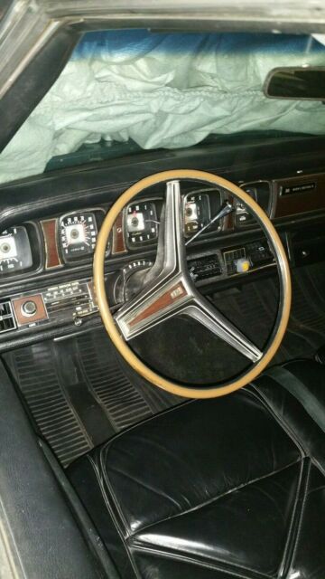 Lincoln Continental 1970 image number 21