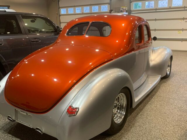 Ford Coupe Deluxe 1940 image number 31