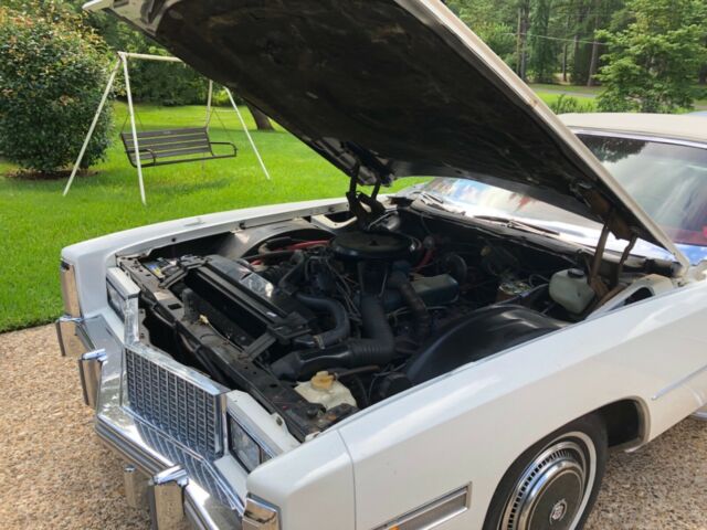 Cadillac Eldorado 1976 image number 0