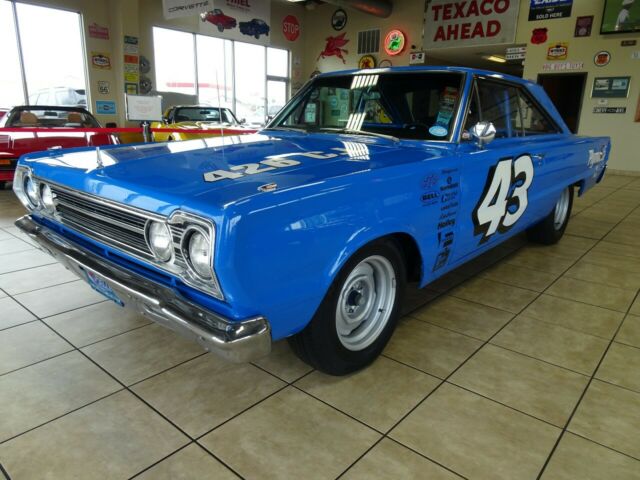 Plymouth GTX 1967 image number 1