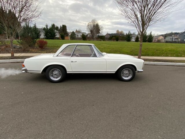 Mercedes-Benz SL-Class 1964 image number 0