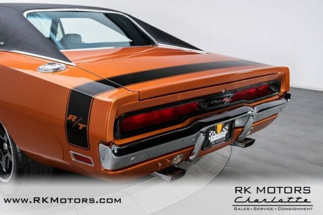 Dodge Charger 1970 image number 22