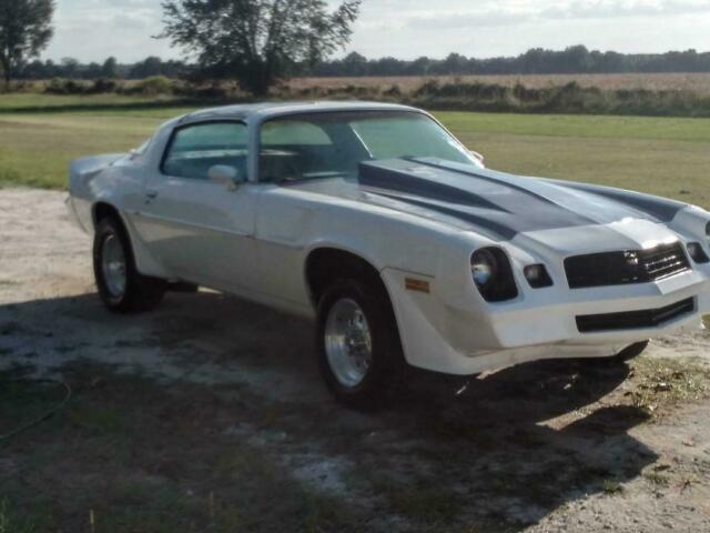 Chevrolet Camaro 1978 image number 11