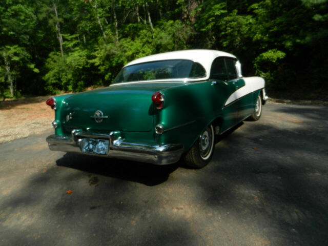 Oldsmobile Eighty-Eight 1955 image number 13