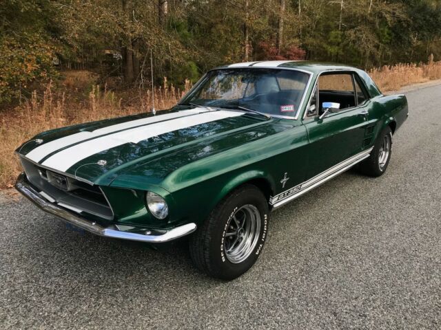 Ford Mustang 1967 image number 22