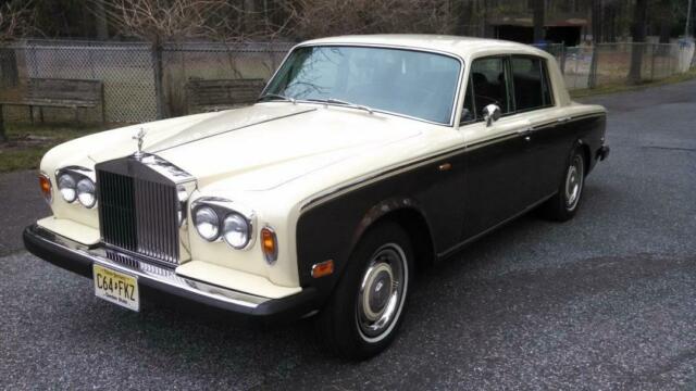 Rolls-Royce Silver Shadow 1976 image number 2