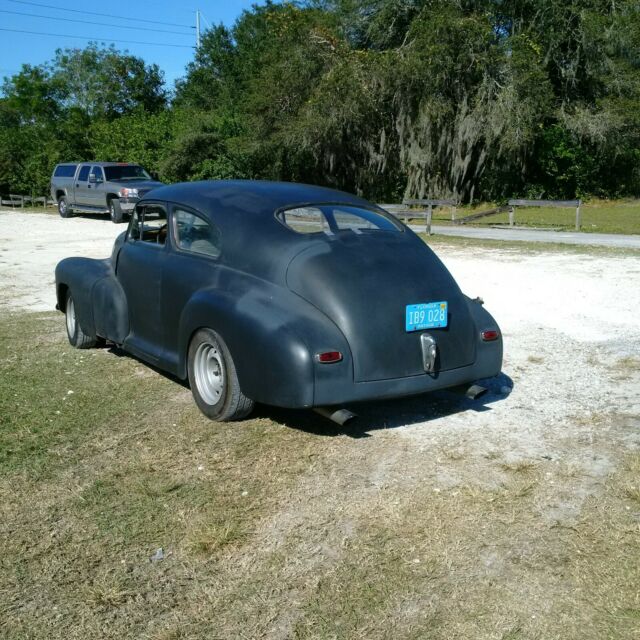 Chevrolet Fleetline 1948 image number 2