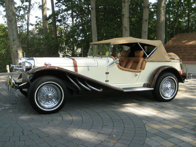 Mercedes-Benz S-Class 1929 image number 17