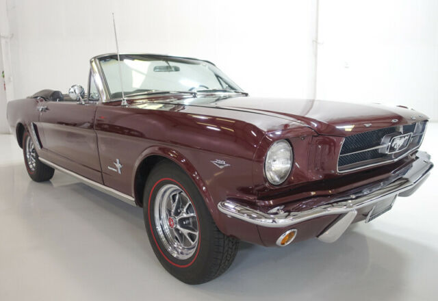 Ford Mustang 1965 image number 2