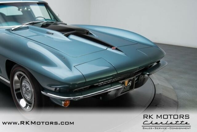 Chevrolet Corvette 1967 image number 12