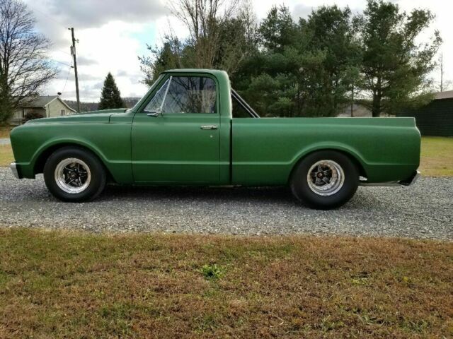 Chevrolet C-10 1969 image number 2