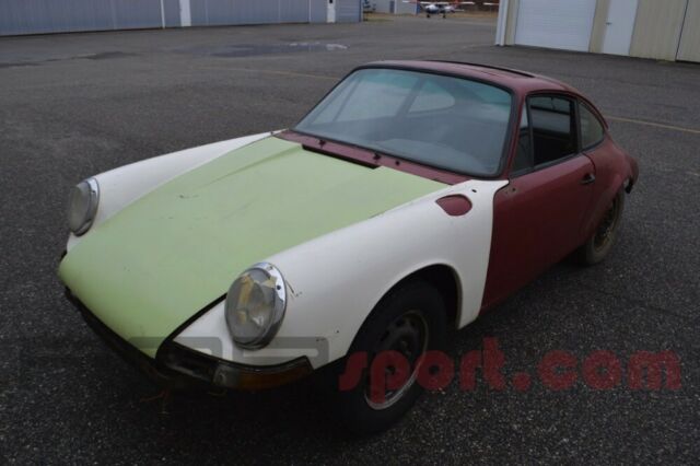 Porsche 911 1967 image number 0