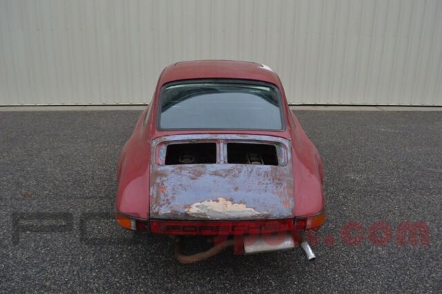 Porsche 911 1967 image number 15