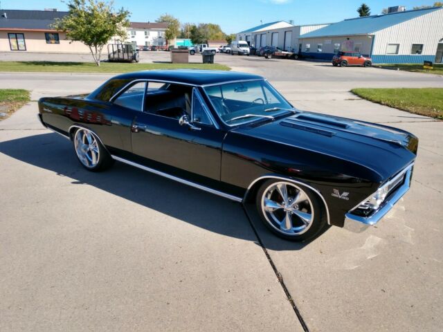 Chevrolet Chevelle 1966 image number 0