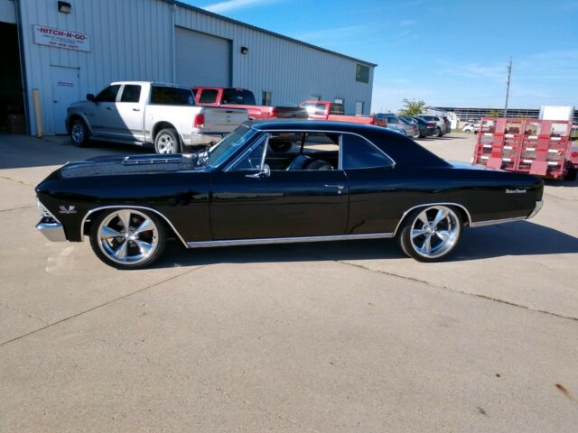 Chevrolet Chevelle 1966 image number 1