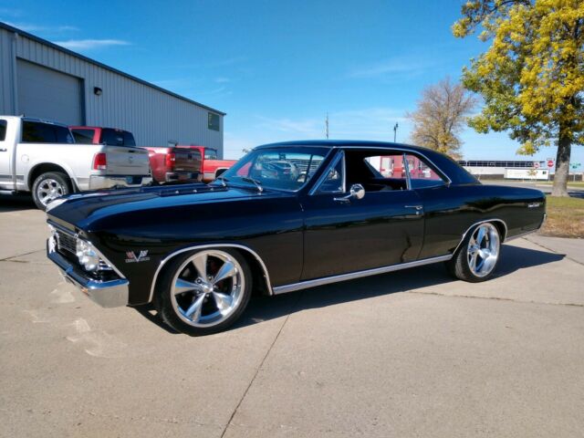 Chevrolet Chevelle 1966 image number 2