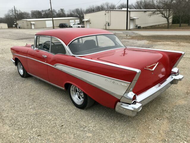 Chevrolet Bel Air/150/210 1957 image number 2