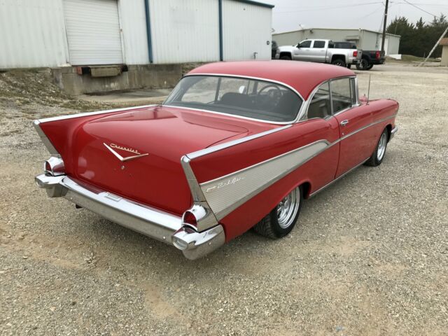 Chevrolet Bel Air/150/210 1957 image number 25