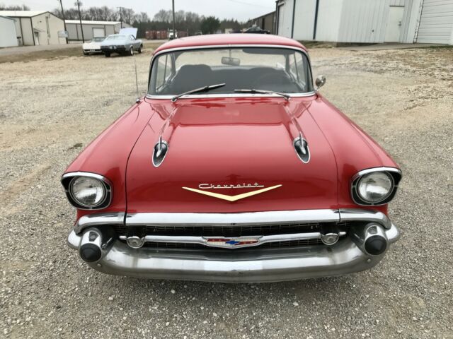 Chevrolet Bel Air/150/210 1957 image number 28